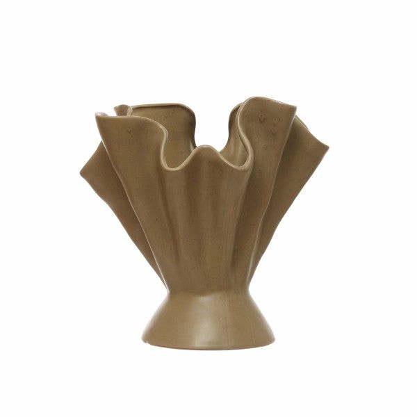 Ruffled Vase Decor